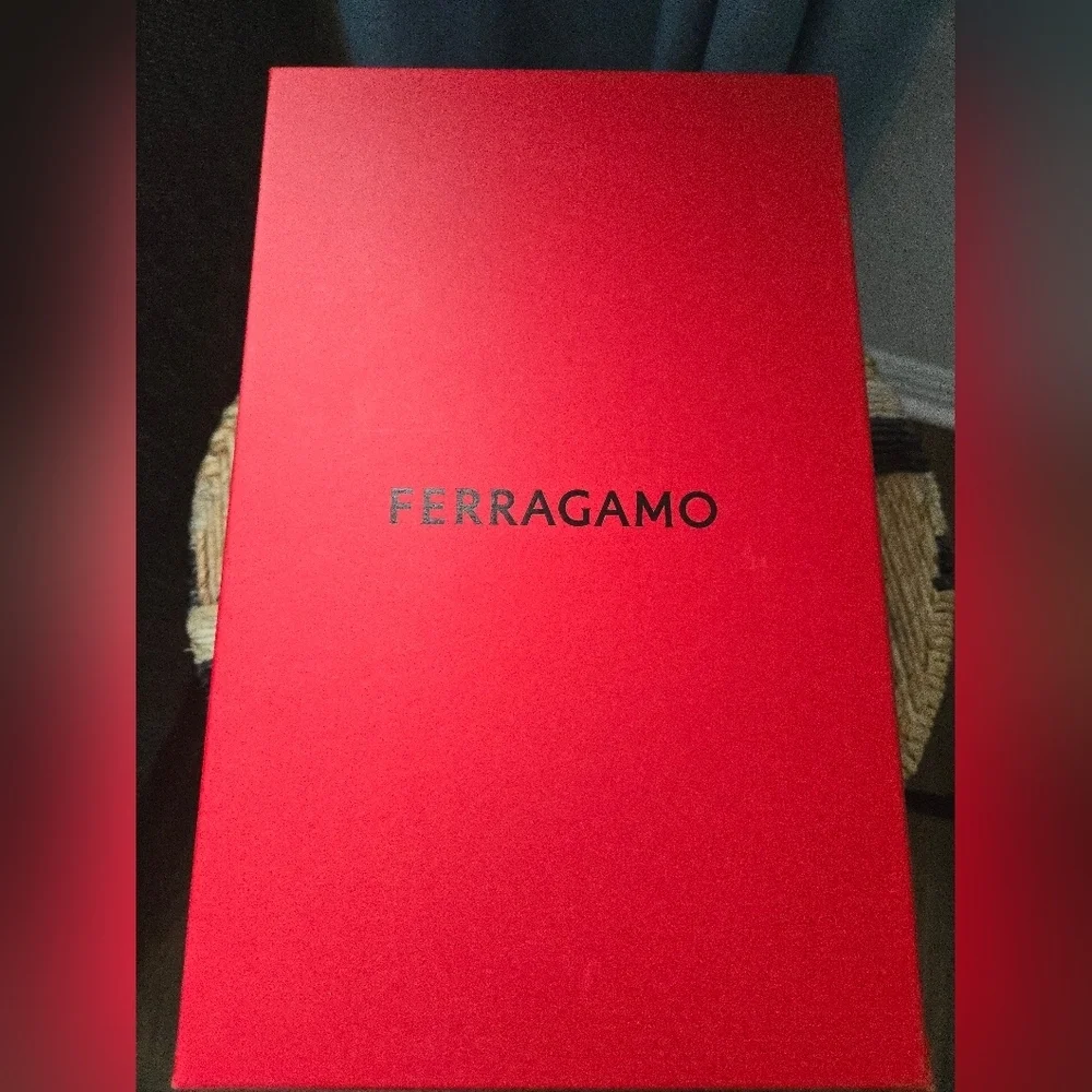 Salvatore Ferragamo NWT Womens‎ Sneakers